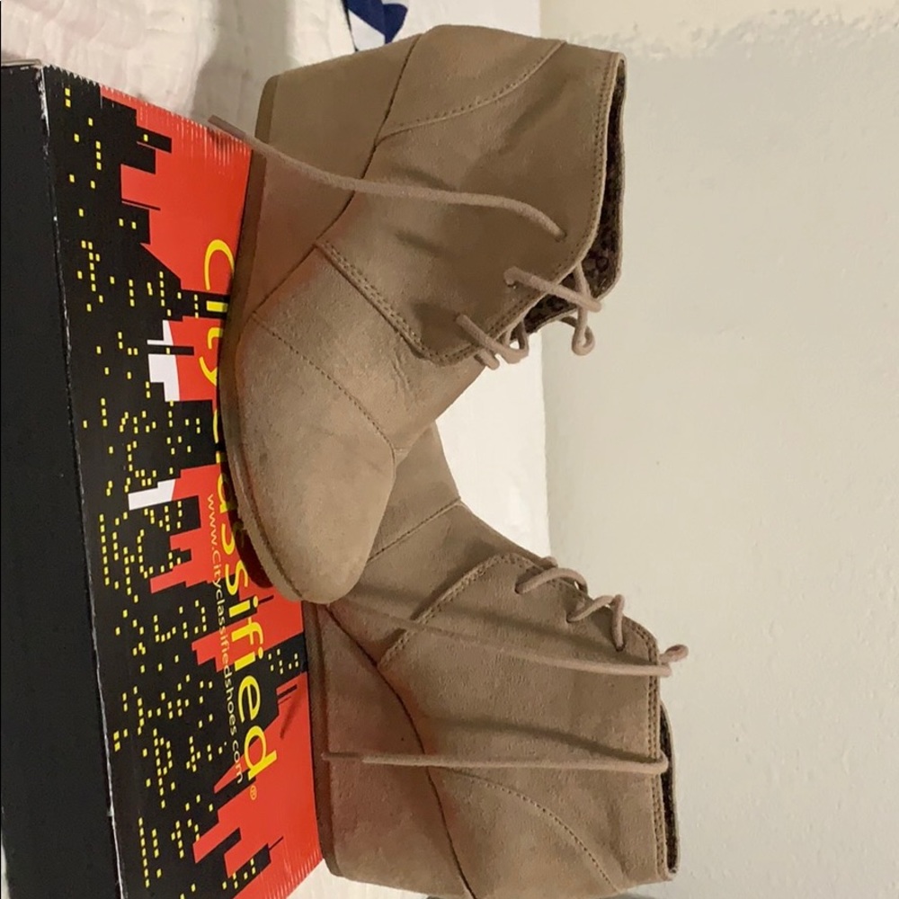 Boot wedges